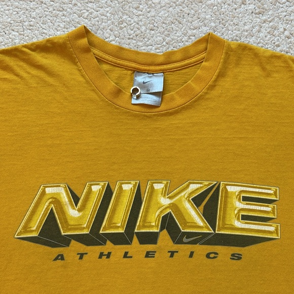 Vintage/Y2K Nike Athletics Boxy Tee - Picture 2 of 5